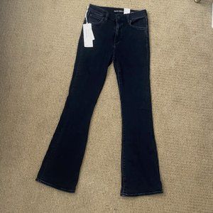 Aritzia Denim Forum 'The Donna' Mid Rise Flare